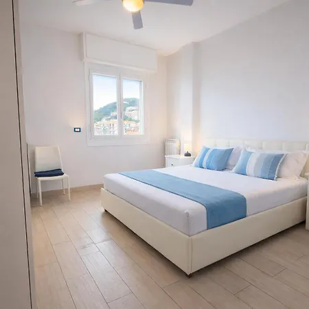 La Casa Di Riva - Sul Mare Апартаменты Рива-Лигуре